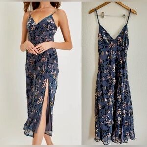 NWT Lulus Velvet Slate Blue Floral Burnout  Midi Dress